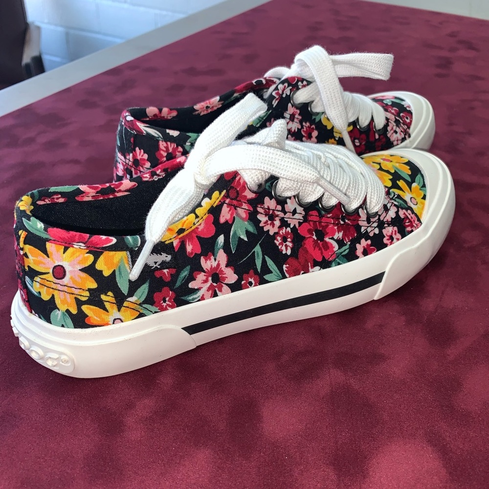 Rocketdog Floral Pattern Shoes